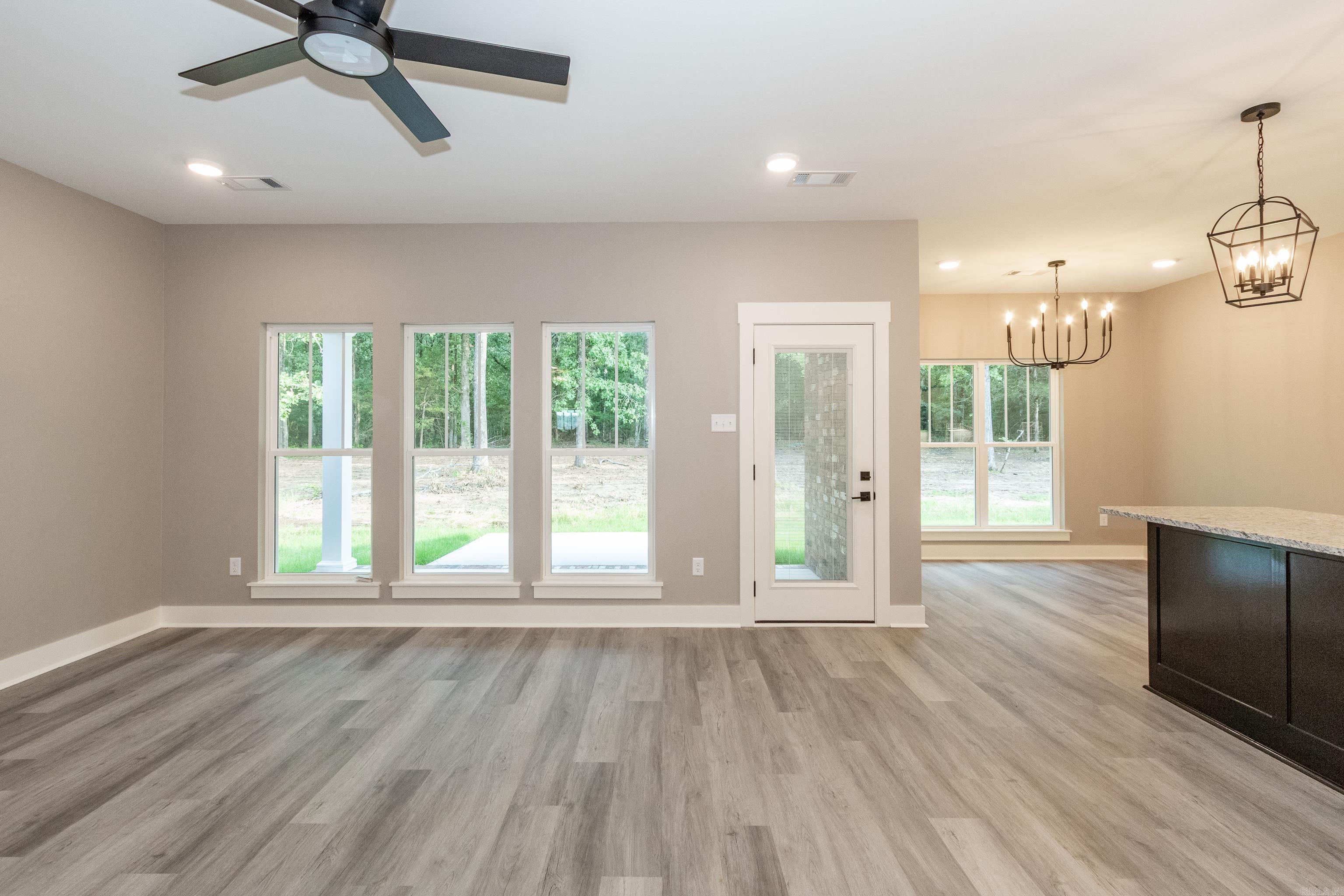 CARDINAL VALLEY - Residential