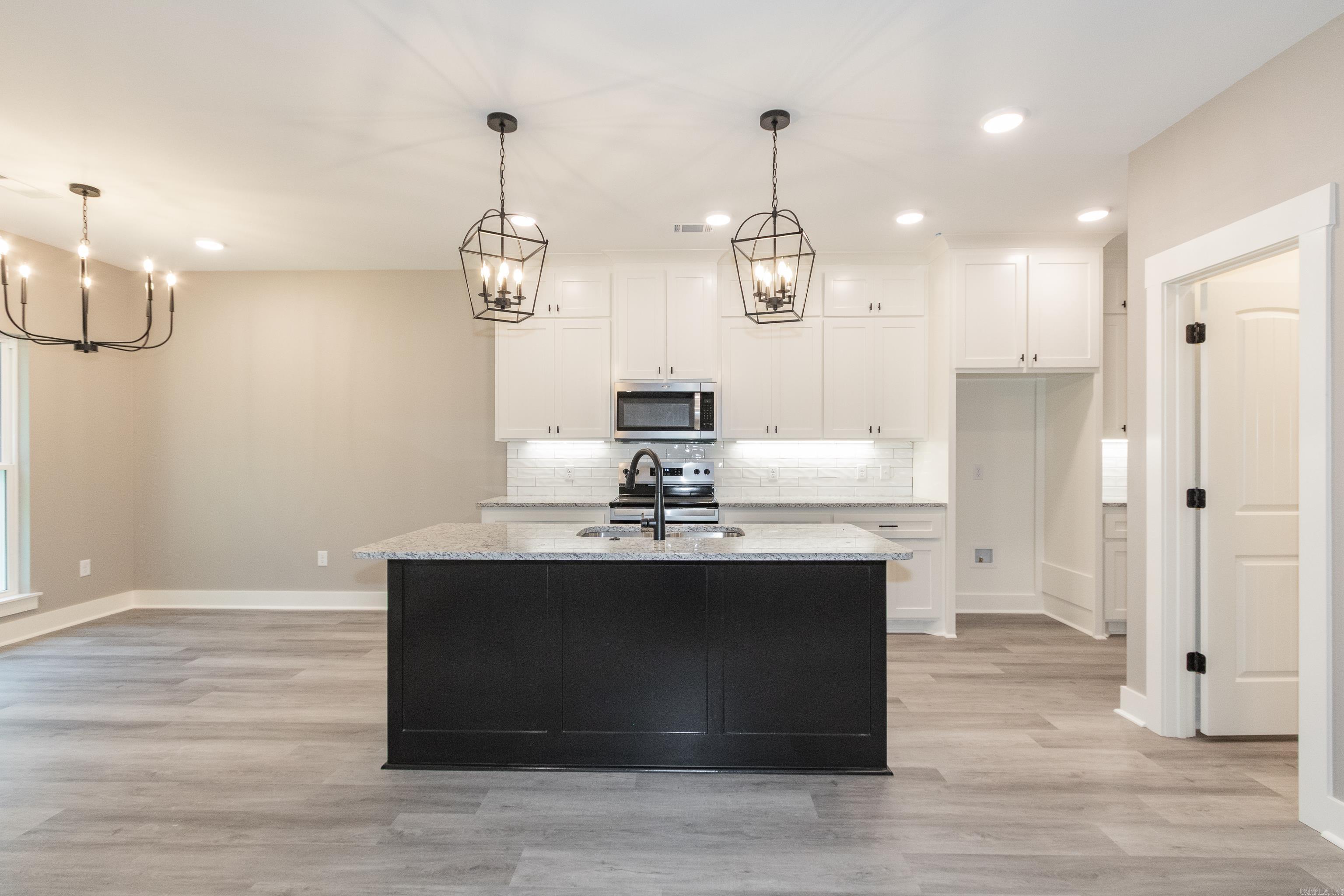 CARDINAL VALLEY - Residential