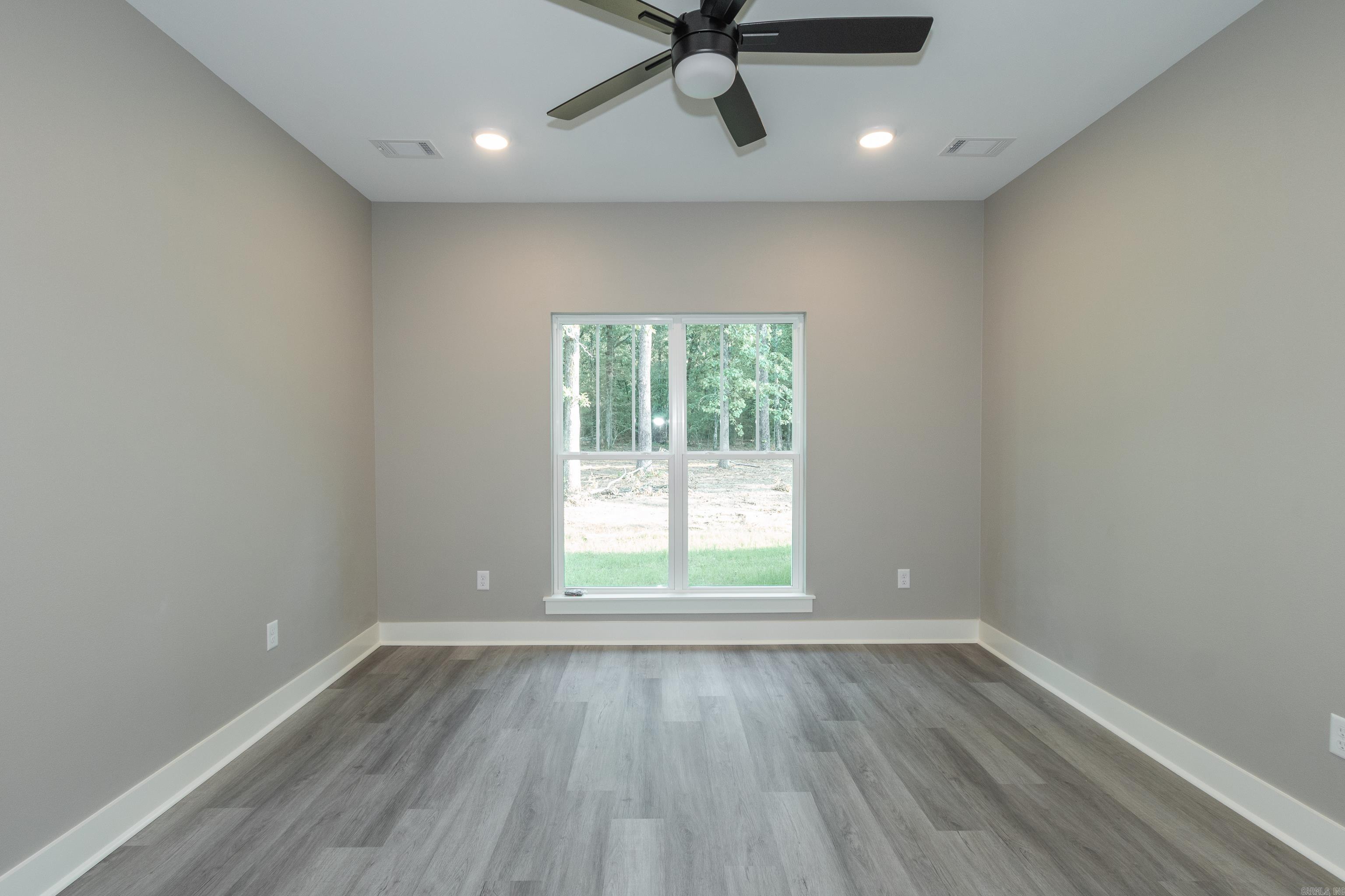 CARDINAL VALLEY - Residential