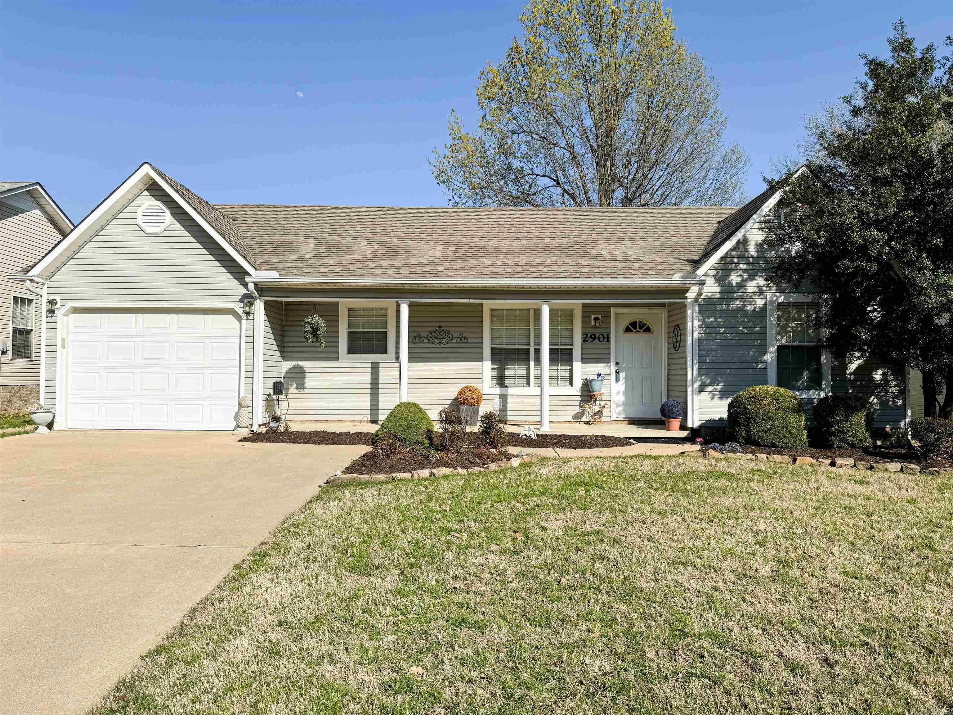 DEERBORN HILLS - Residential