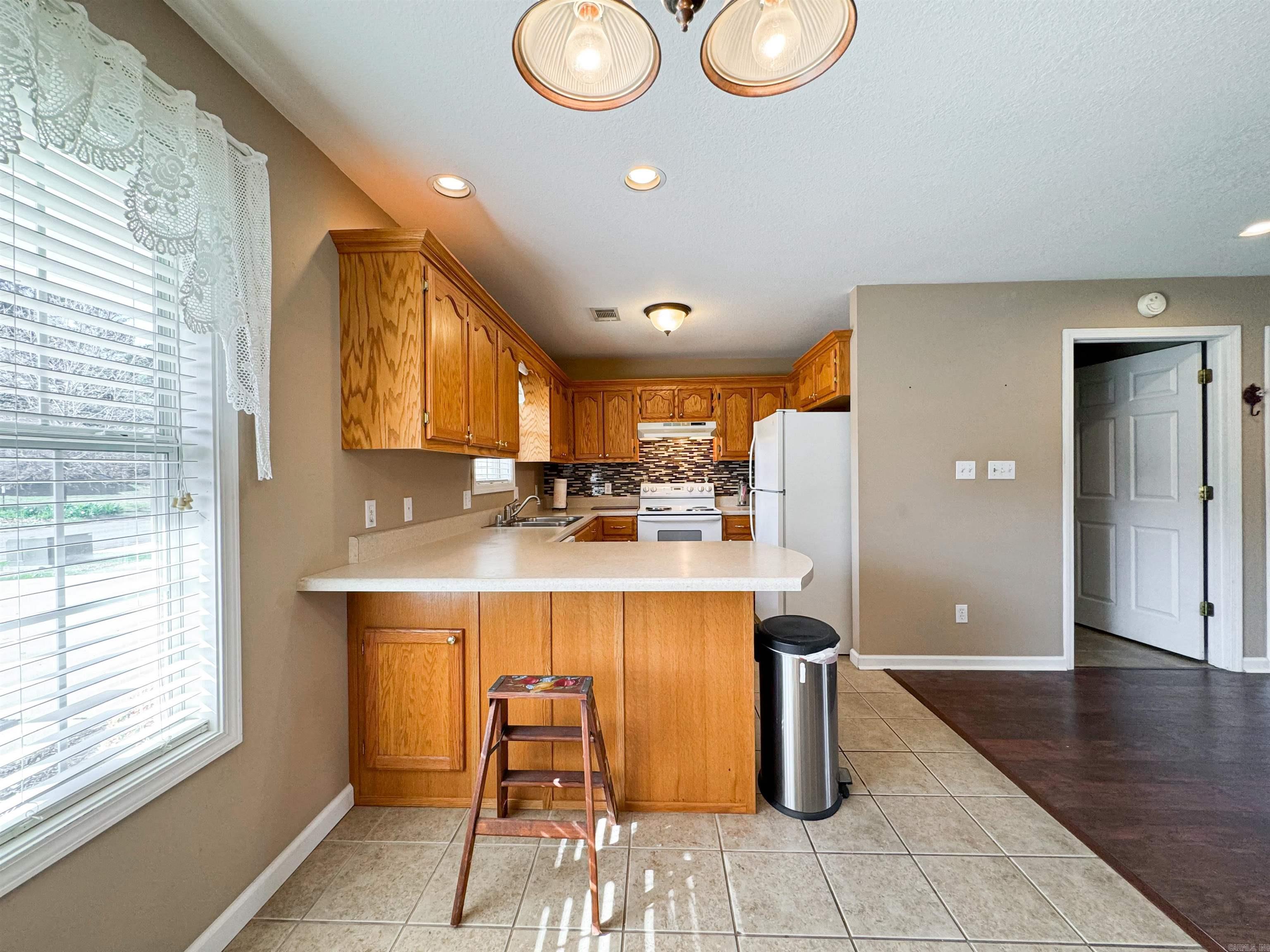 DEERBORN HILLS - Residential