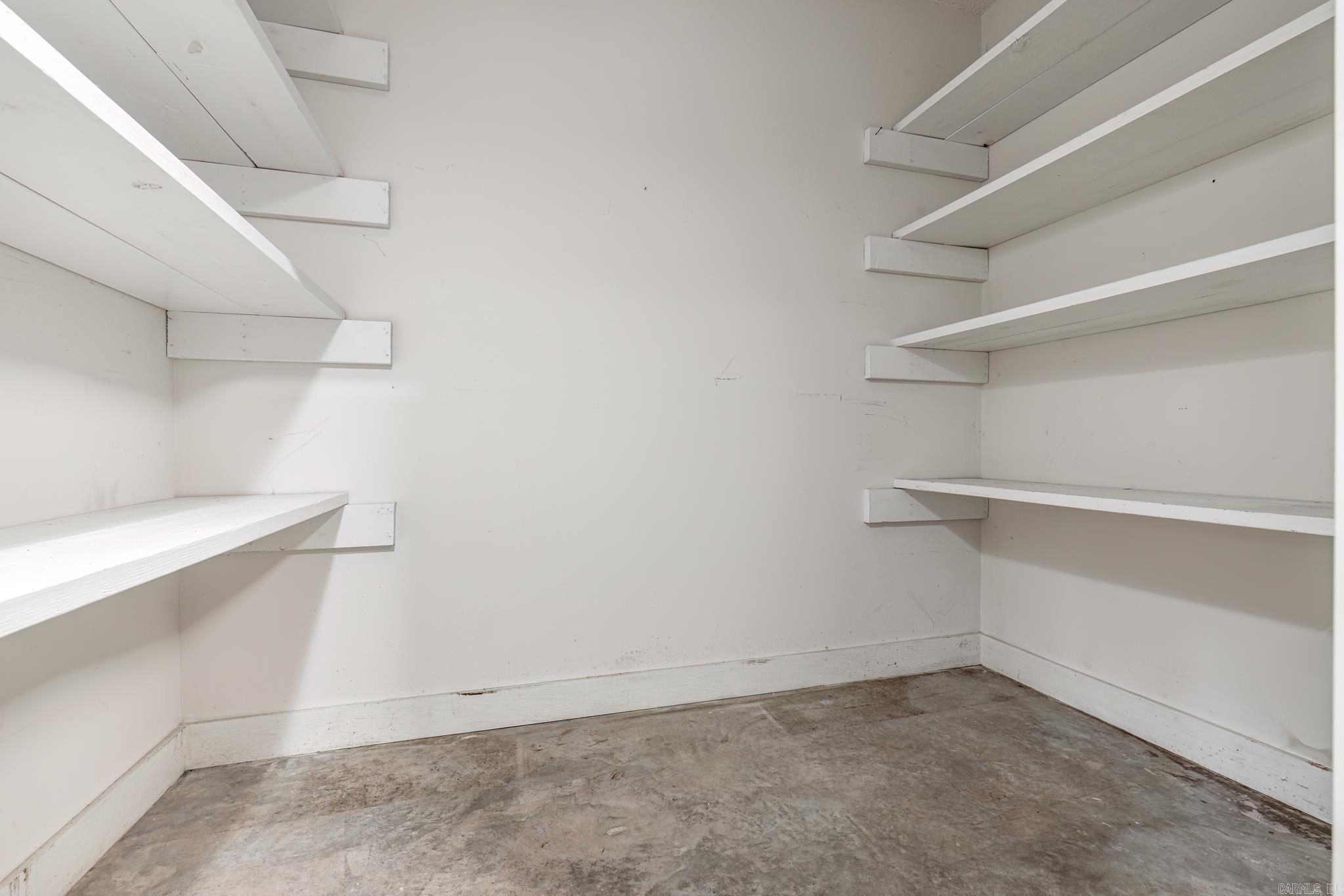 MAGNIFICO - Residential