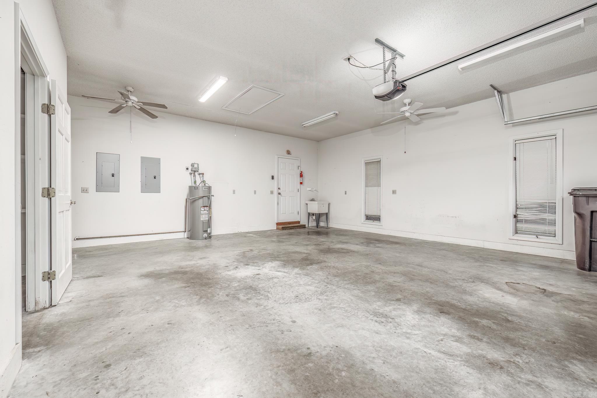 MAGNIFICO - Residential