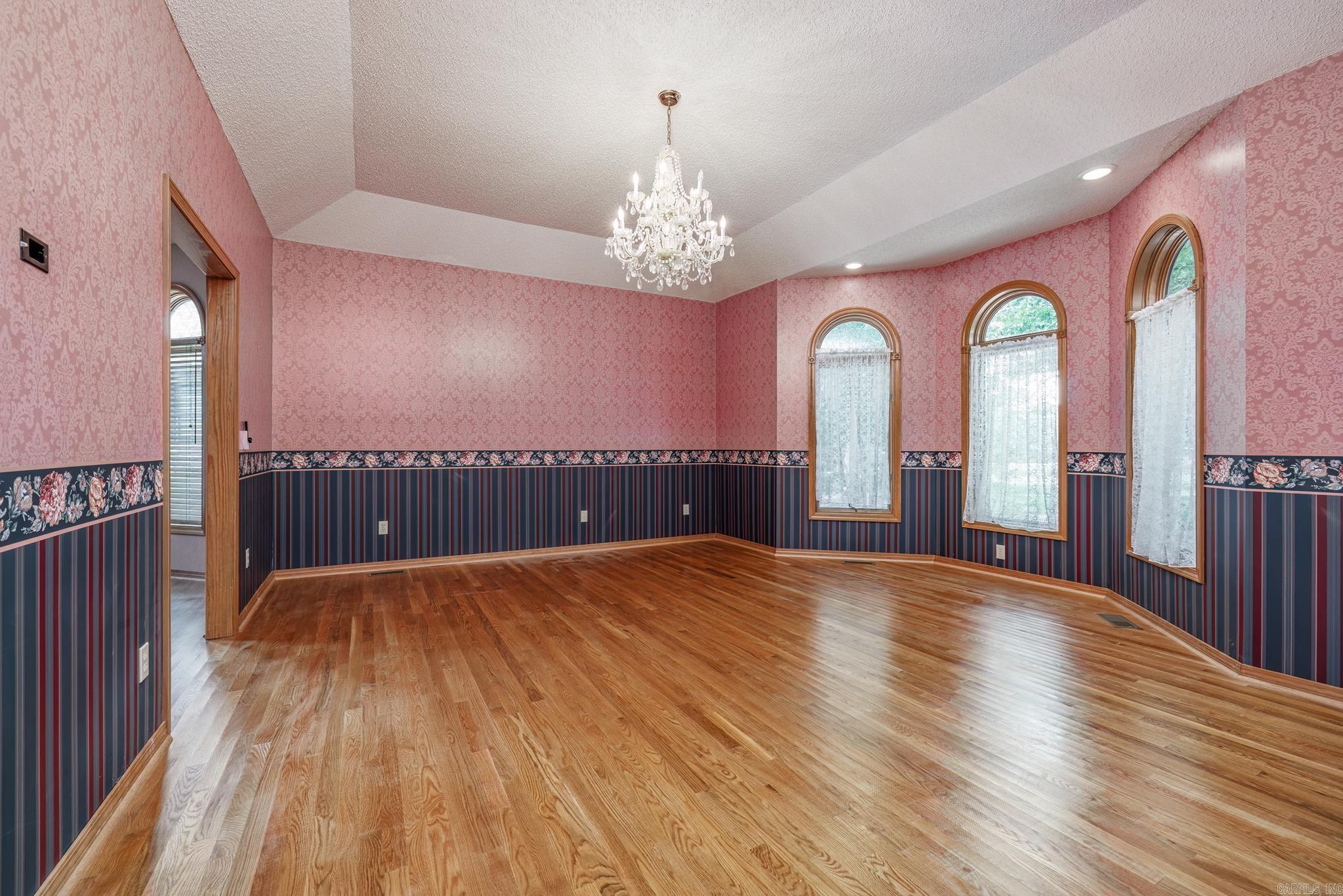 MAGNIFICO - Residential