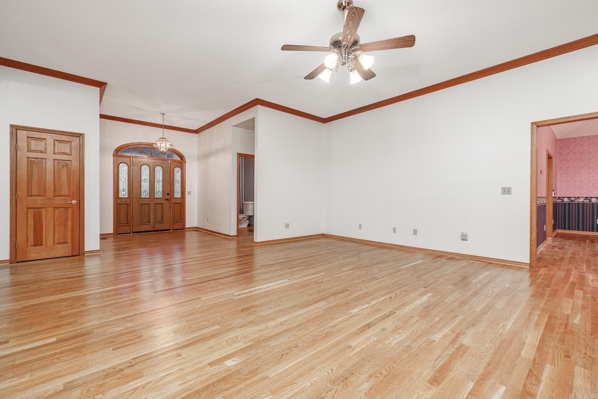 MAGNIFICO - Residential