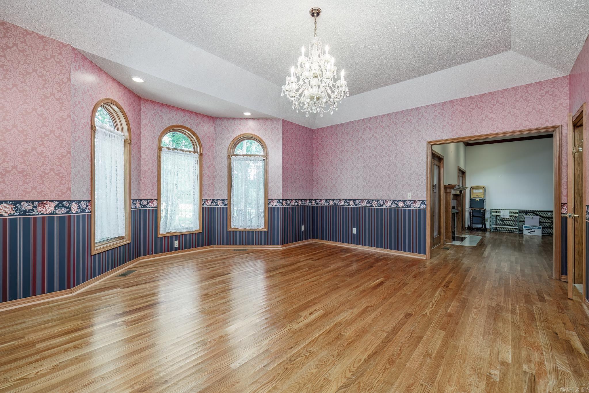 MAGNIFICO - Residential