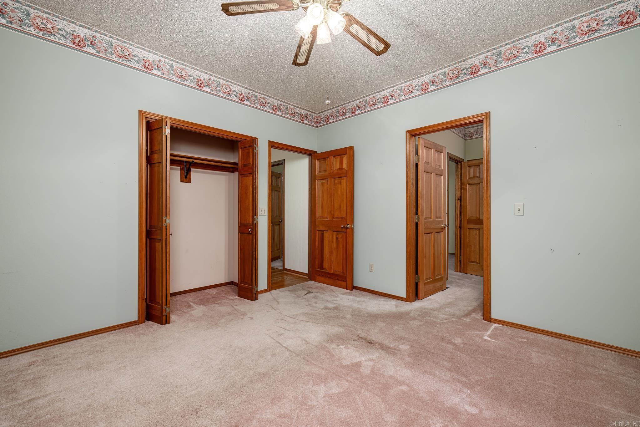 MAGNIFICO - Residential