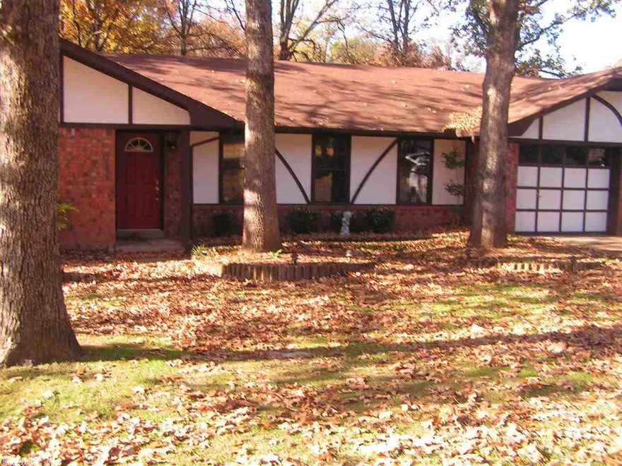 Spacious updated 3 bedroom one level. Master Suite opens to private deck.  Updated all rooms. Kitchen w/new appliances, spacious counter space w/Breakfast area + formal dining, oversized laundry area. Family room with brick wood burning fireplace, opening to separate dining and kitchen.  Spacious bedrooms nicely arranged with walk-in closets. Brick storage area. Establishes area close to medical facilities, schools, shopping, and easy access to freeways!