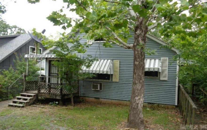 One Story home very close to UAMS. Nice level Lot. Off street parking. Fenced yard. Detached storage building in rear. Agents please see confidential remarks before showing.