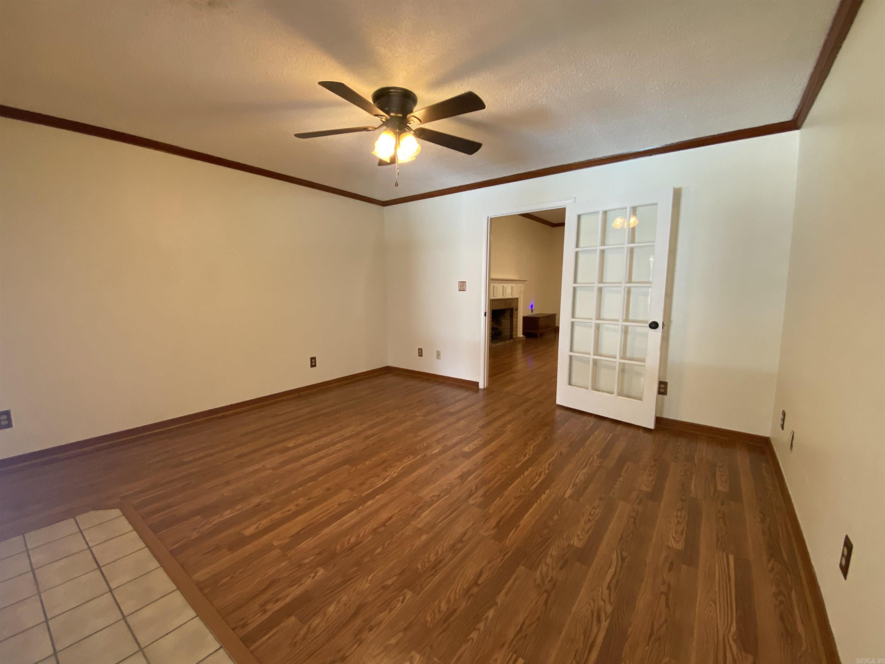 LAKEWOOD ESTATES - Residential