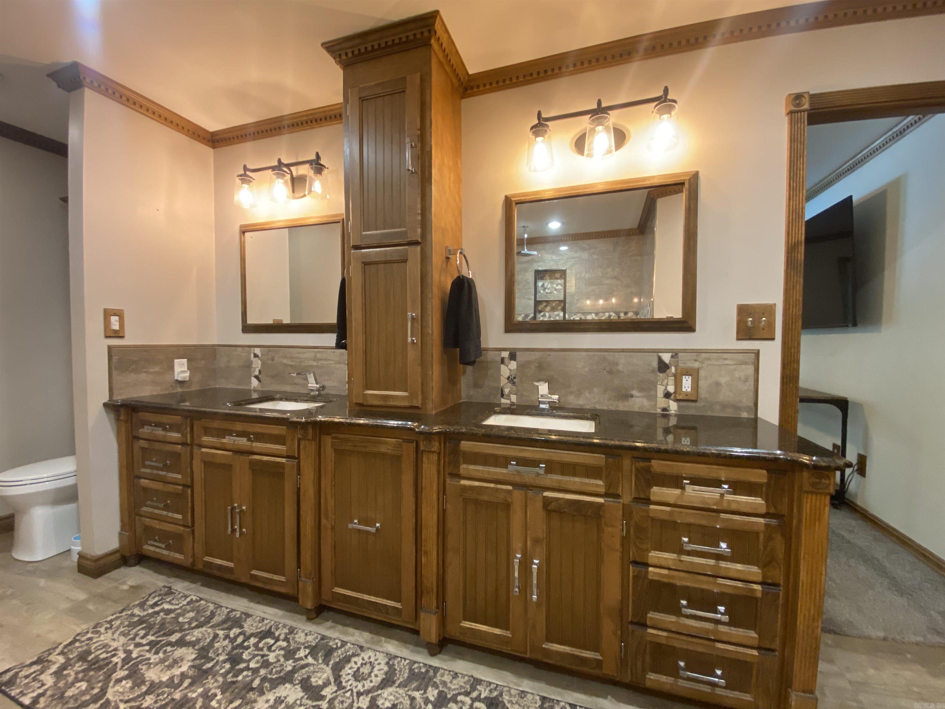 LAKEWOOD ESTATES - Residential