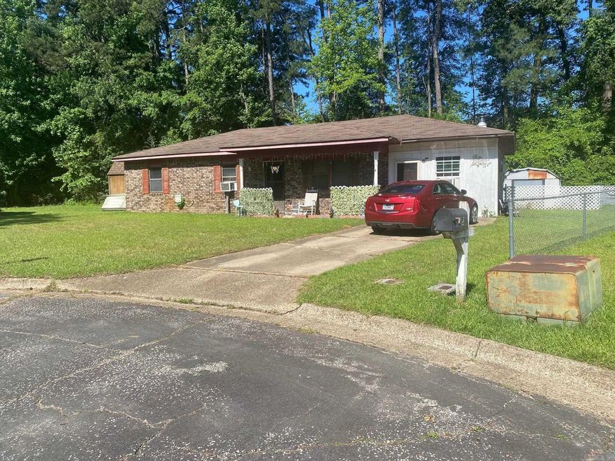 Welcome to 6 Hills Court, a cozy and inviting 2-bedroom, 1-bath home that offers both comfort and convenience. Perfectly situated less than 10 minutes from the interstate, this property provides easy access to major commuting routes, making it ideal for busy professionals or families looking for a central location.  There is a den that could be used as a third bedroom. Come check it out!
