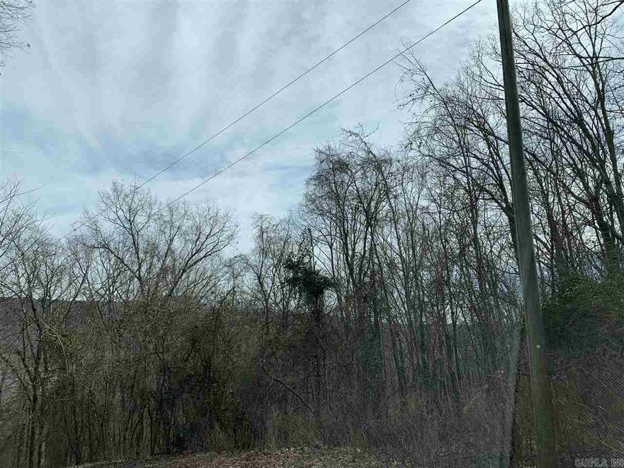 reat Lot in a desirable neighborhood for building a nice home! Super quiet area. Watersedge is very close to the town of Greers Ferry and Fairfield Bay . Close to ATV, hiking, and mountain biking trails. The Little Red River is minutes away!
