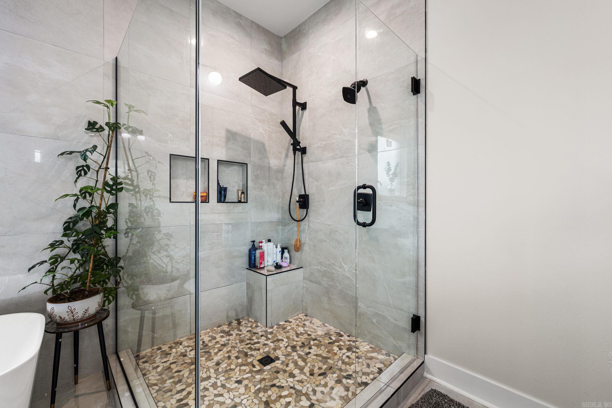 FOXWOOD ESTATES - Residential