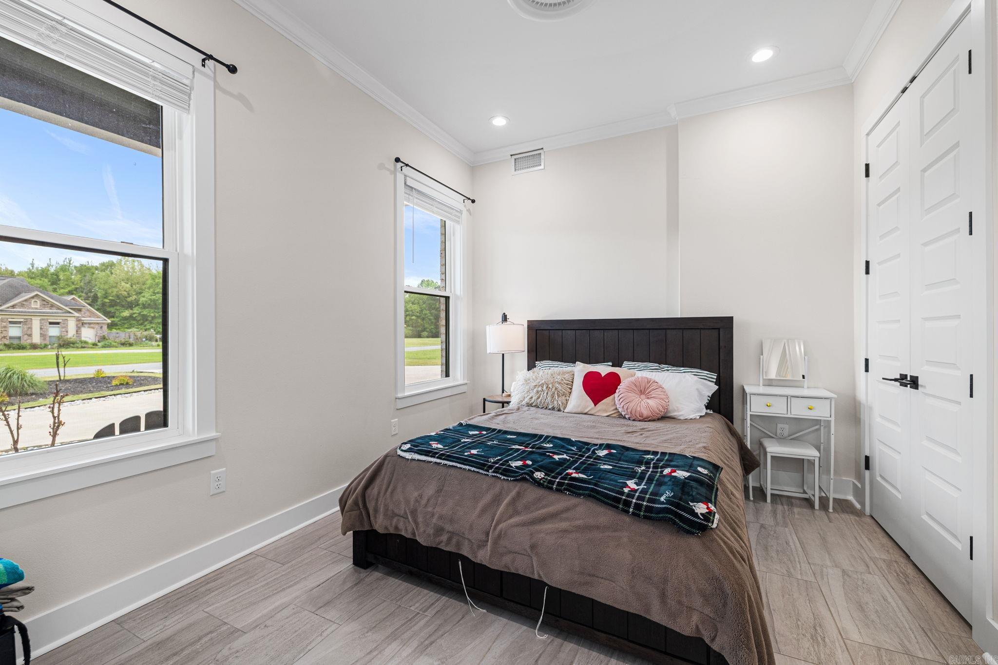 FOXWOOD ESTATES - Residential