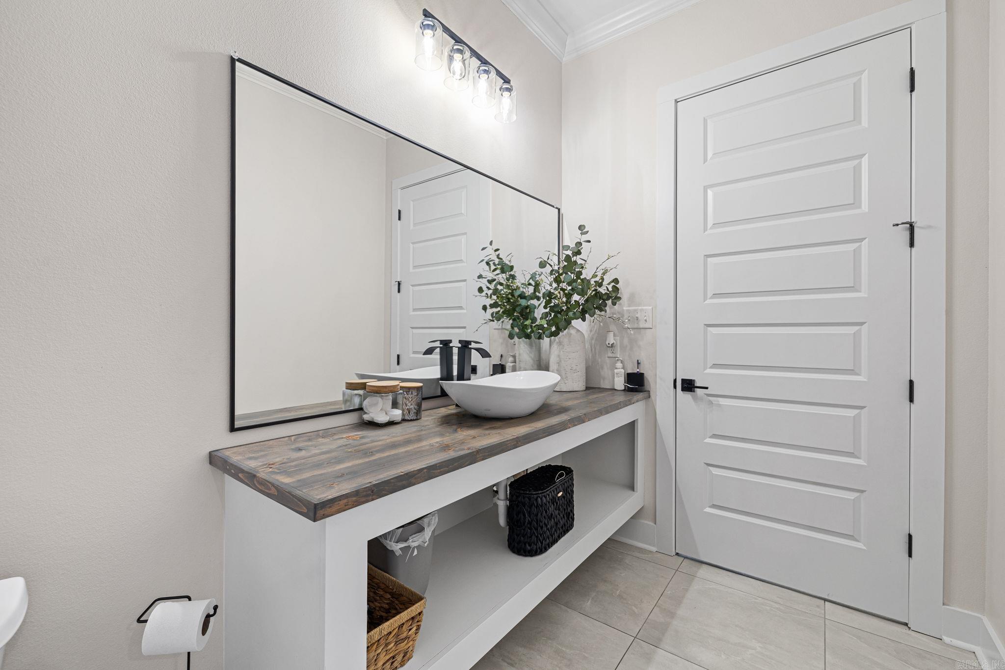 FOXWOOD ESTATES - Residential