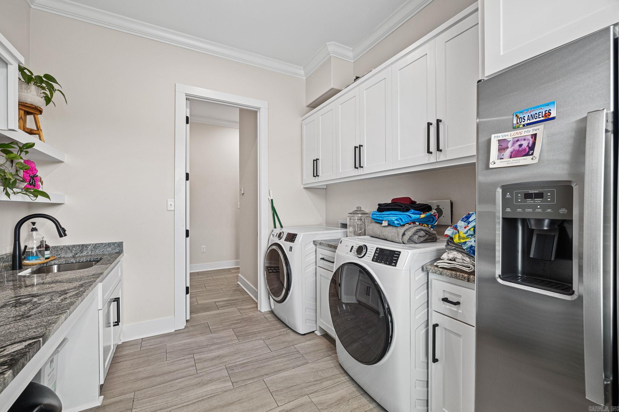 FOXWOOD ESTATES - Residential