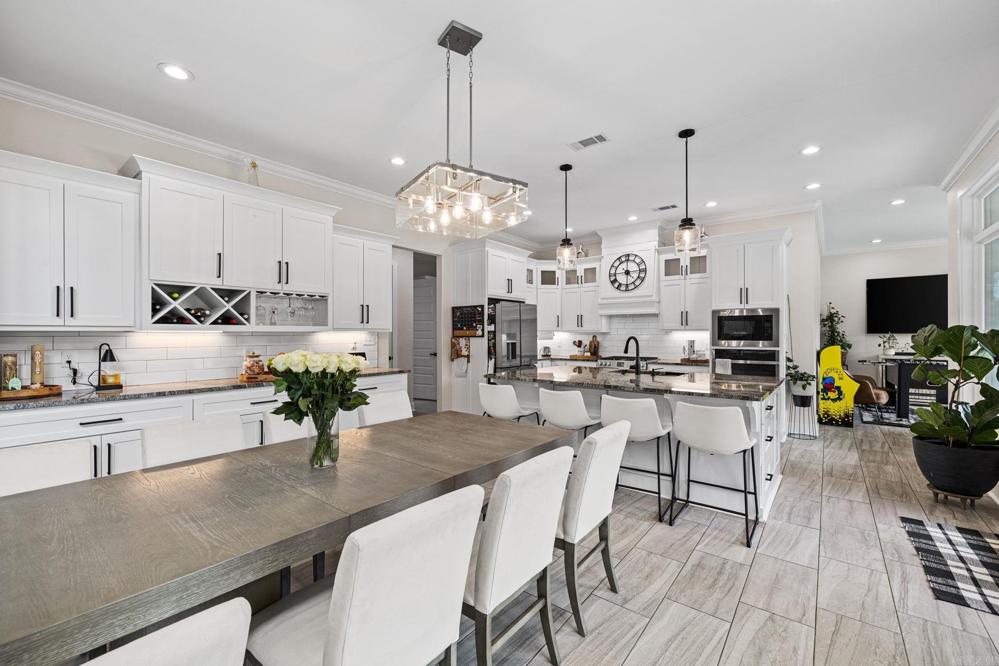 FOXWOOD ESTATES - Residential