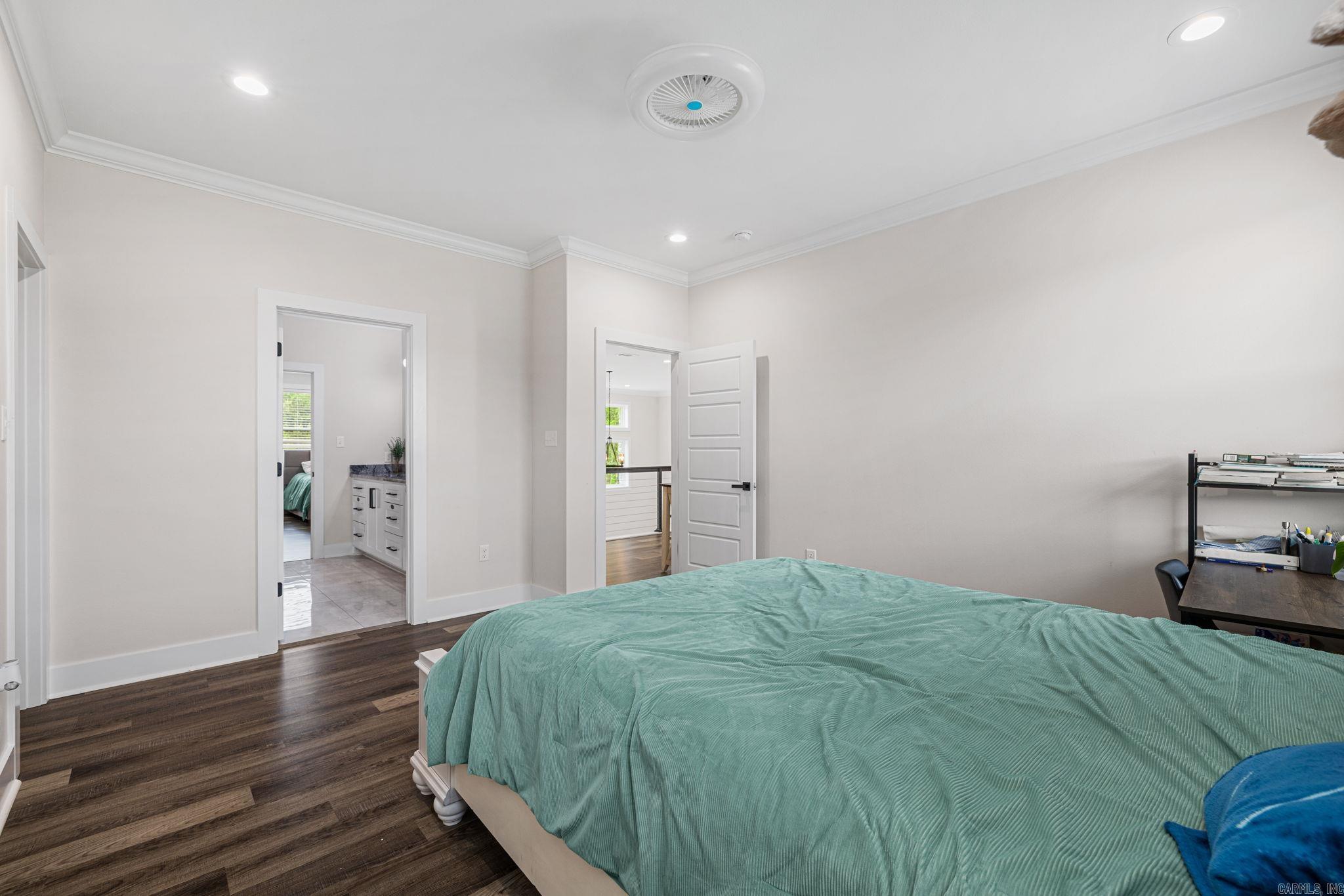 FOXWOOD ESTATES - Residential