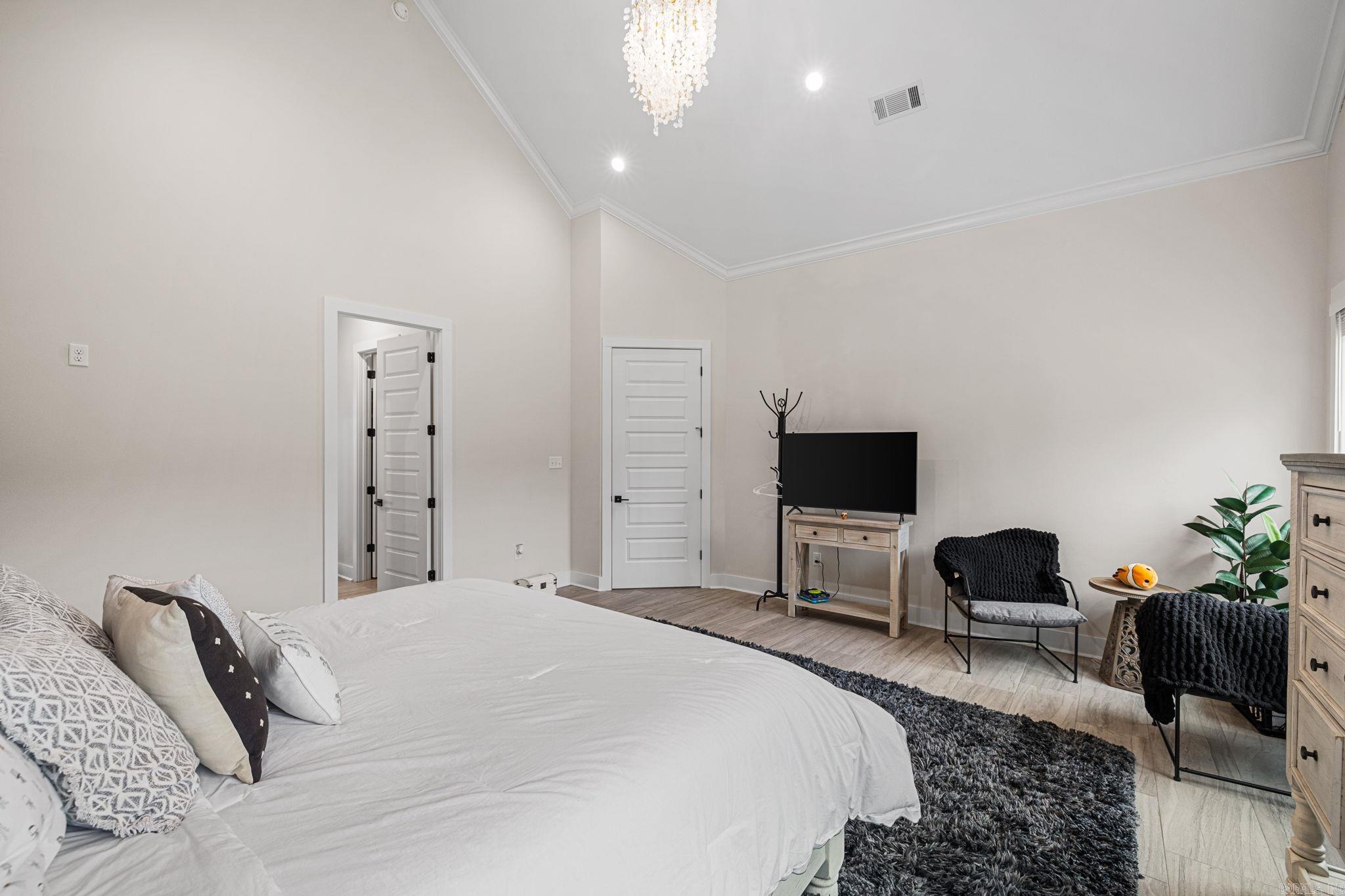 FOXWOOD ESTATES - Residential