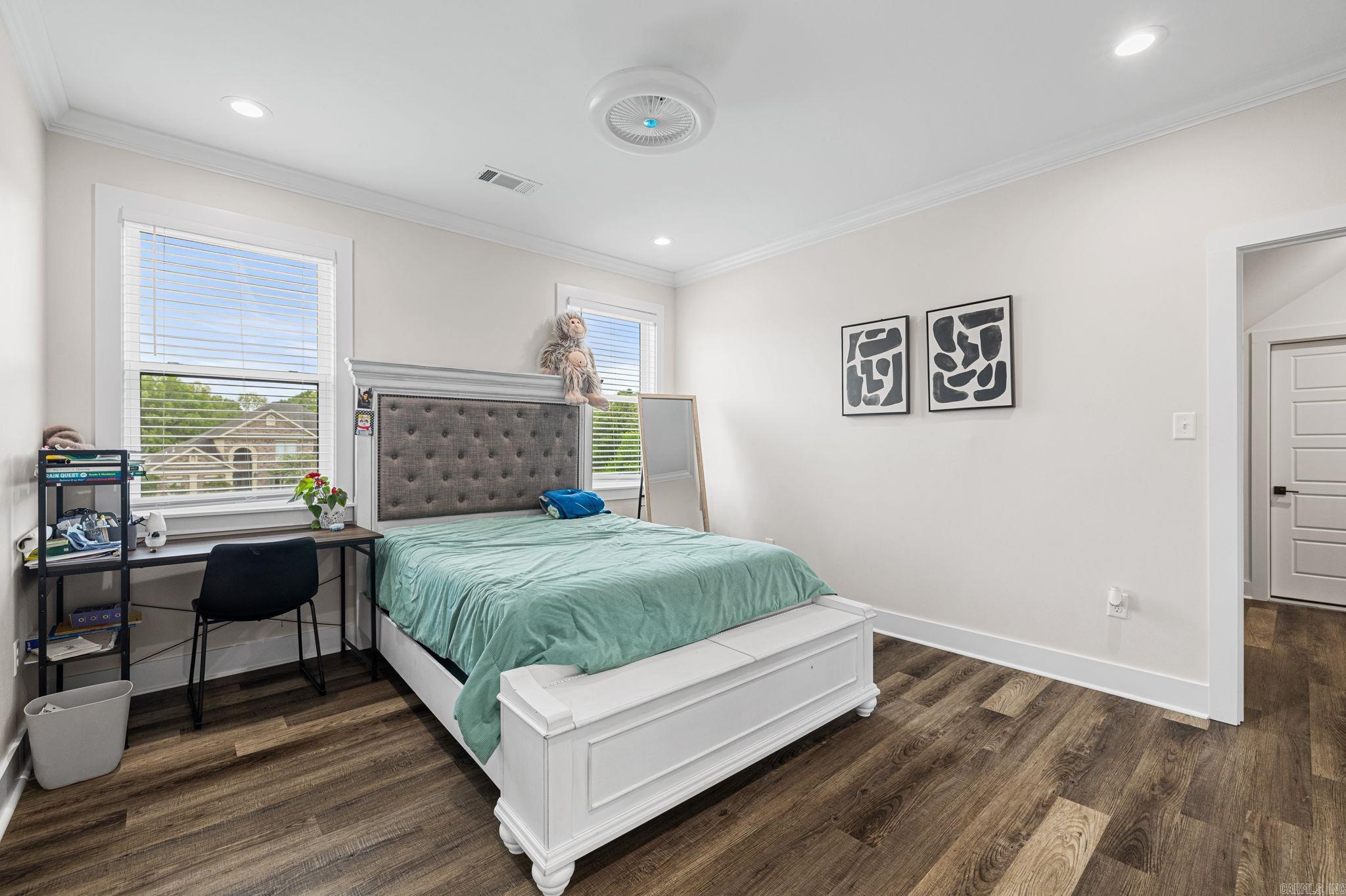 FOXWOOD ESTATES - Residential