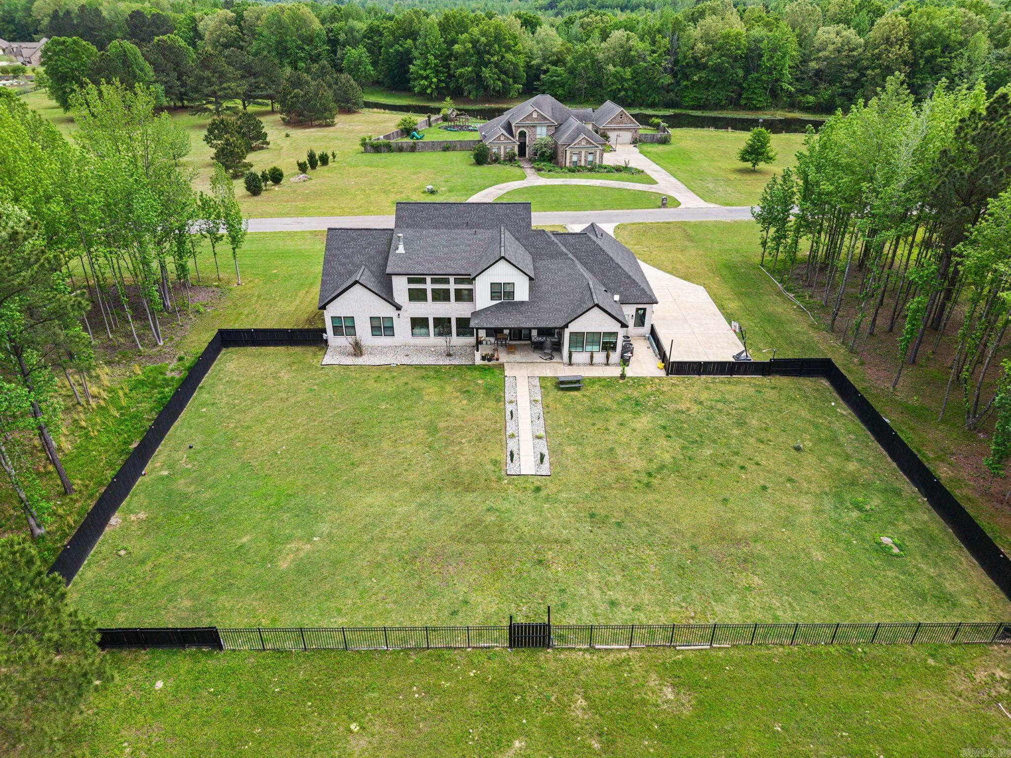 FOXWOOD ESTATES - Residential