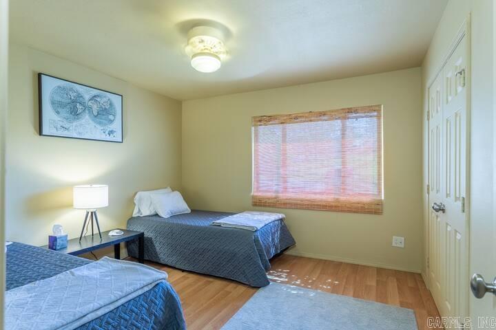 Chelsea Heights Condo - Residential