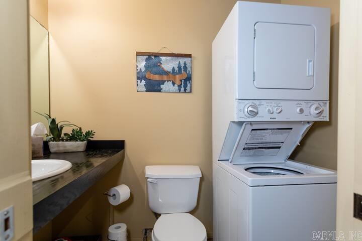 Chelsea Heights Condo - Residential