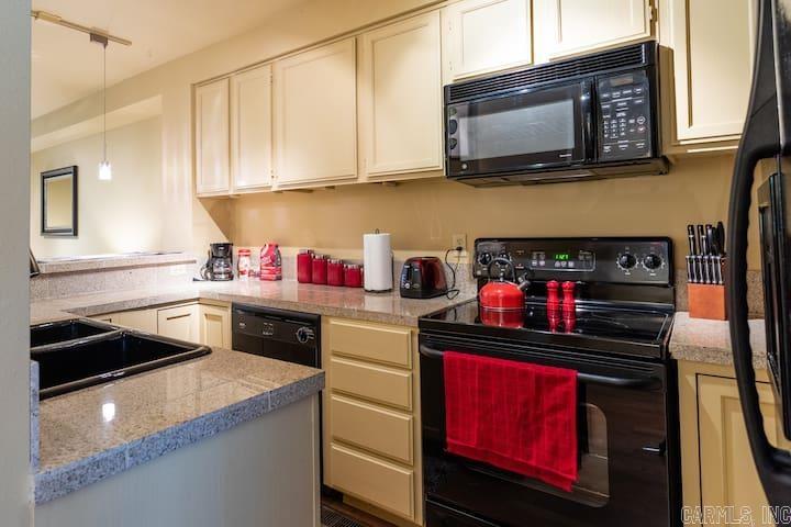 Chelsea Heights Condo - Residential