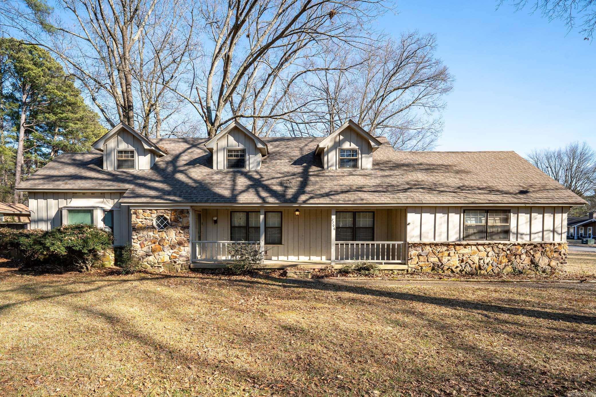 Welcome to 2706 Northeastern Ave in Jacksonville, AR! This charming home offers spacious living with 3 generously sized bedrooms and 2 full baths. With two separate living areas, thereās plenty of room to spread out and entertain guests or create your own cozy retreat. Enjoy year-round relaxation in the screened-in porch/sunroom, perfect for sipping morning coffee or unwinding after a long day. Set on nearly half an acre, the fully fenced yard offers privacy and space for outdoor activities, gardening, or play. The location is ideal for those who love convenience, just a stoneās throw from Foxwood Country Club and close to Little Rock Air Force Base (LRAFB). Whether youāre commuting or enjoying the nearby amenities, this home combines comfort with an unbeatable location. Don't miss the opportunity to make this move-in ready home yours! Schedule a tour today.