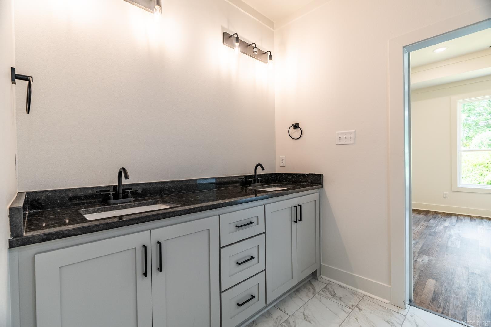 JACKSON ACRES - Residential