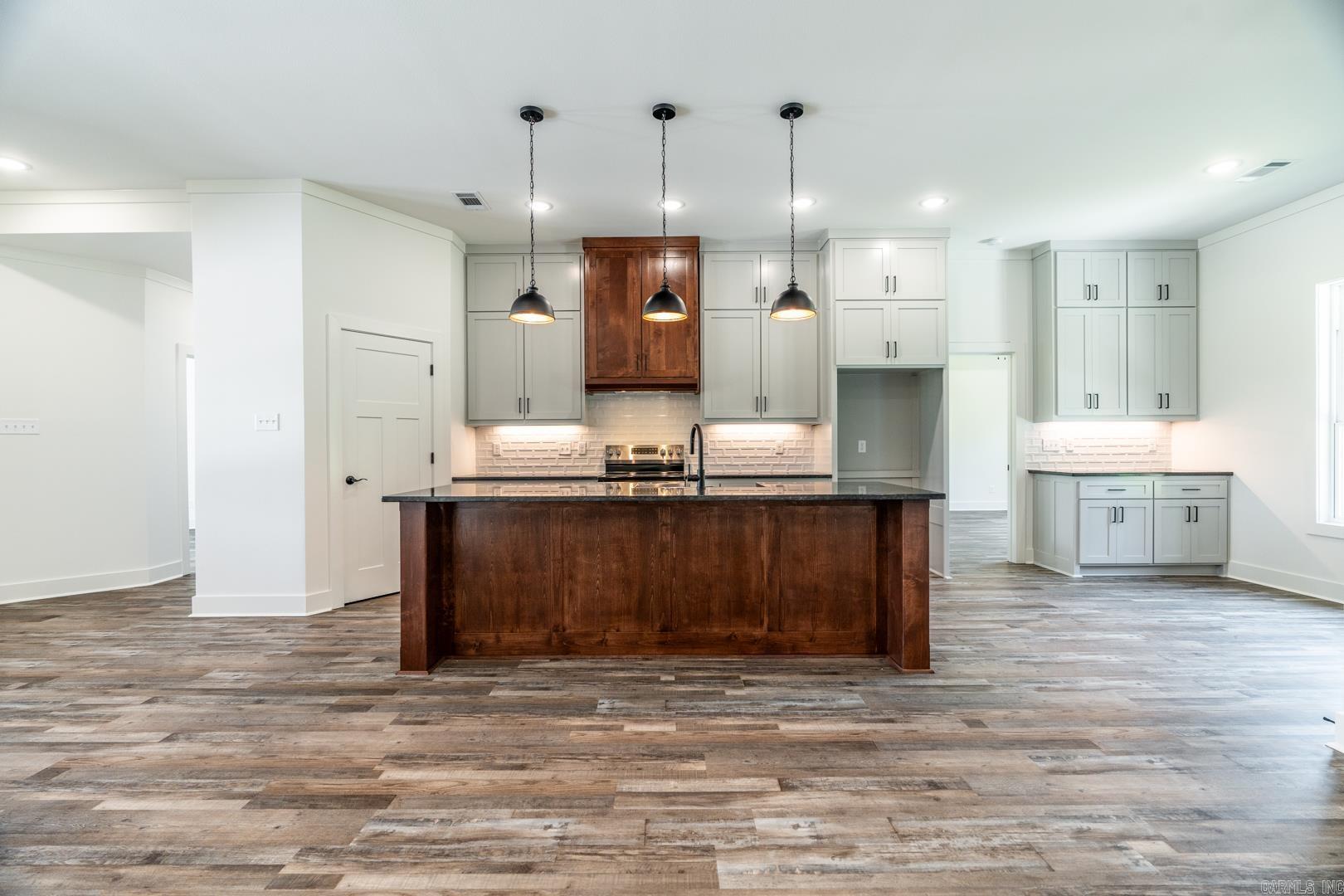 JACKSON ACRES - Residential