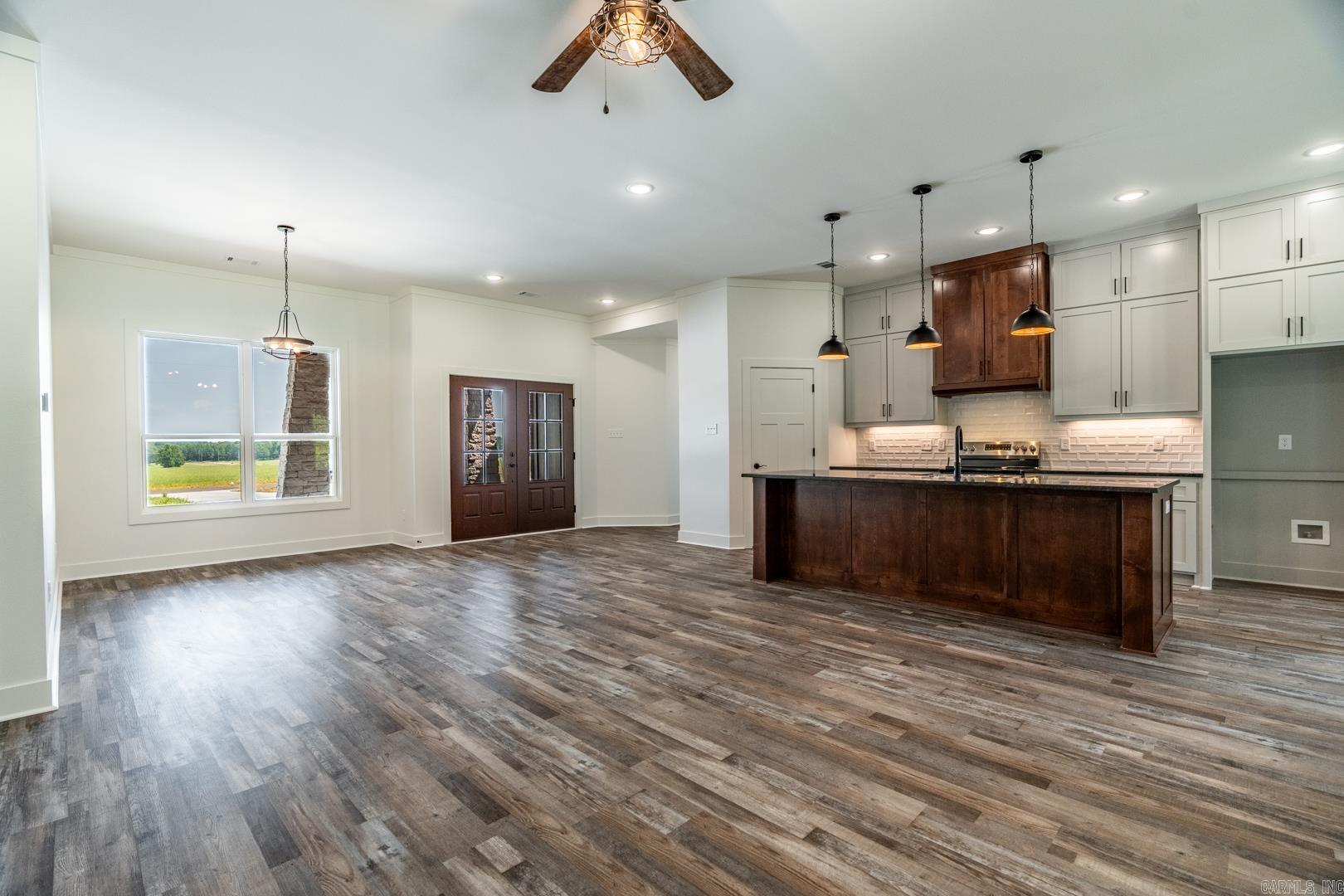 JACKSON ACRES - Residential