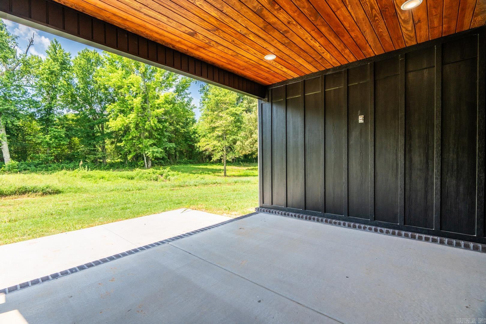 JACKSON ACRES - Residential