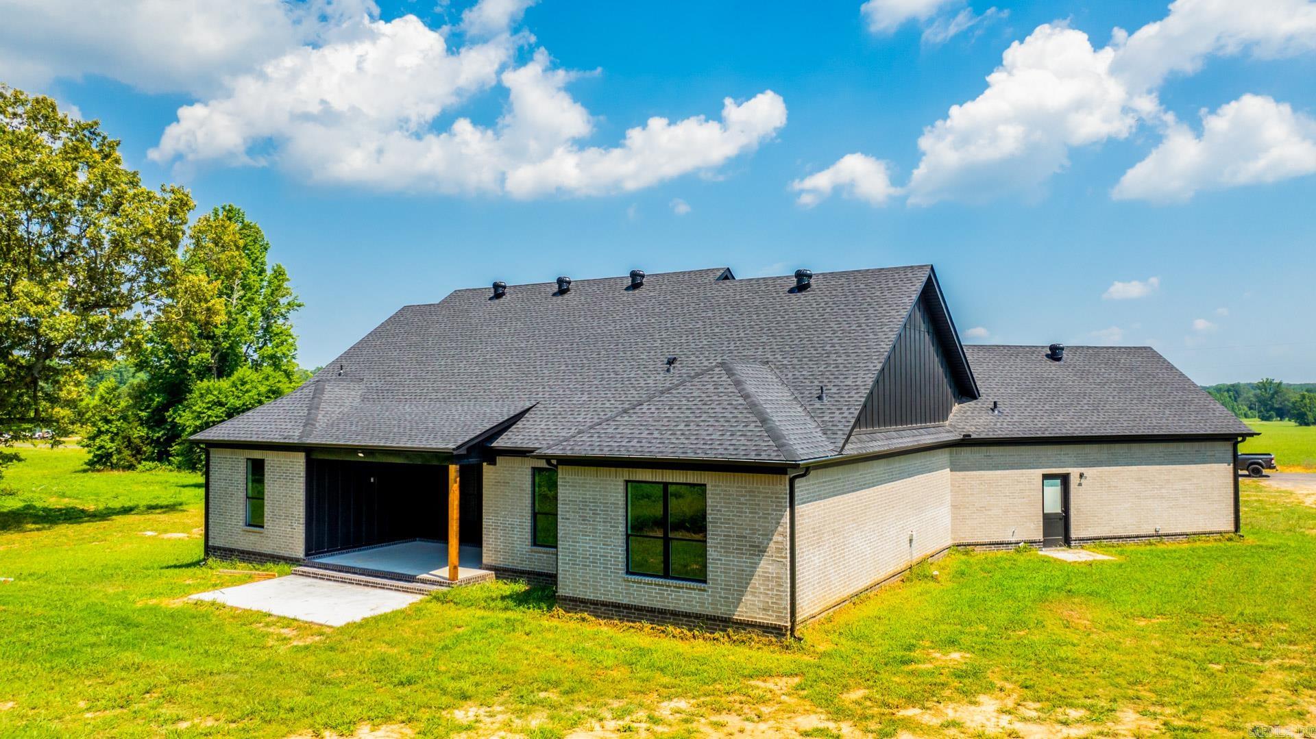 JACKSON ACRES - Residential