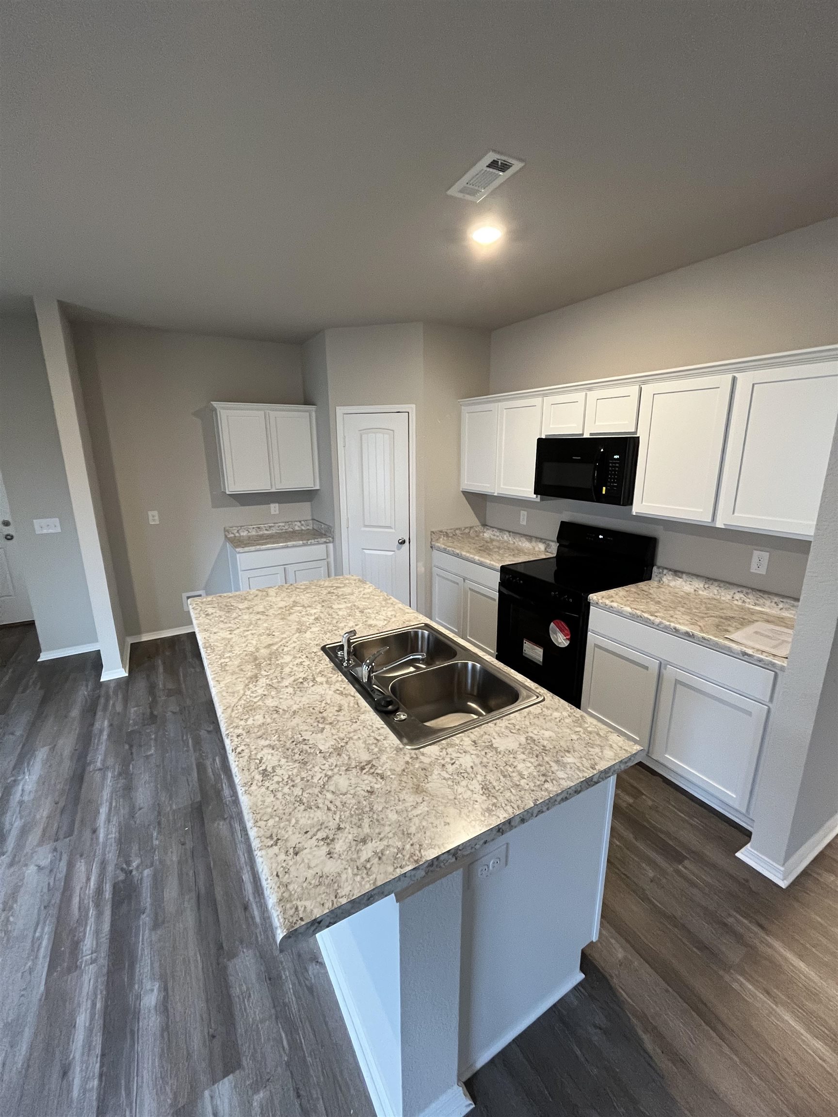 STAGECOACH MEADOWS - Residential