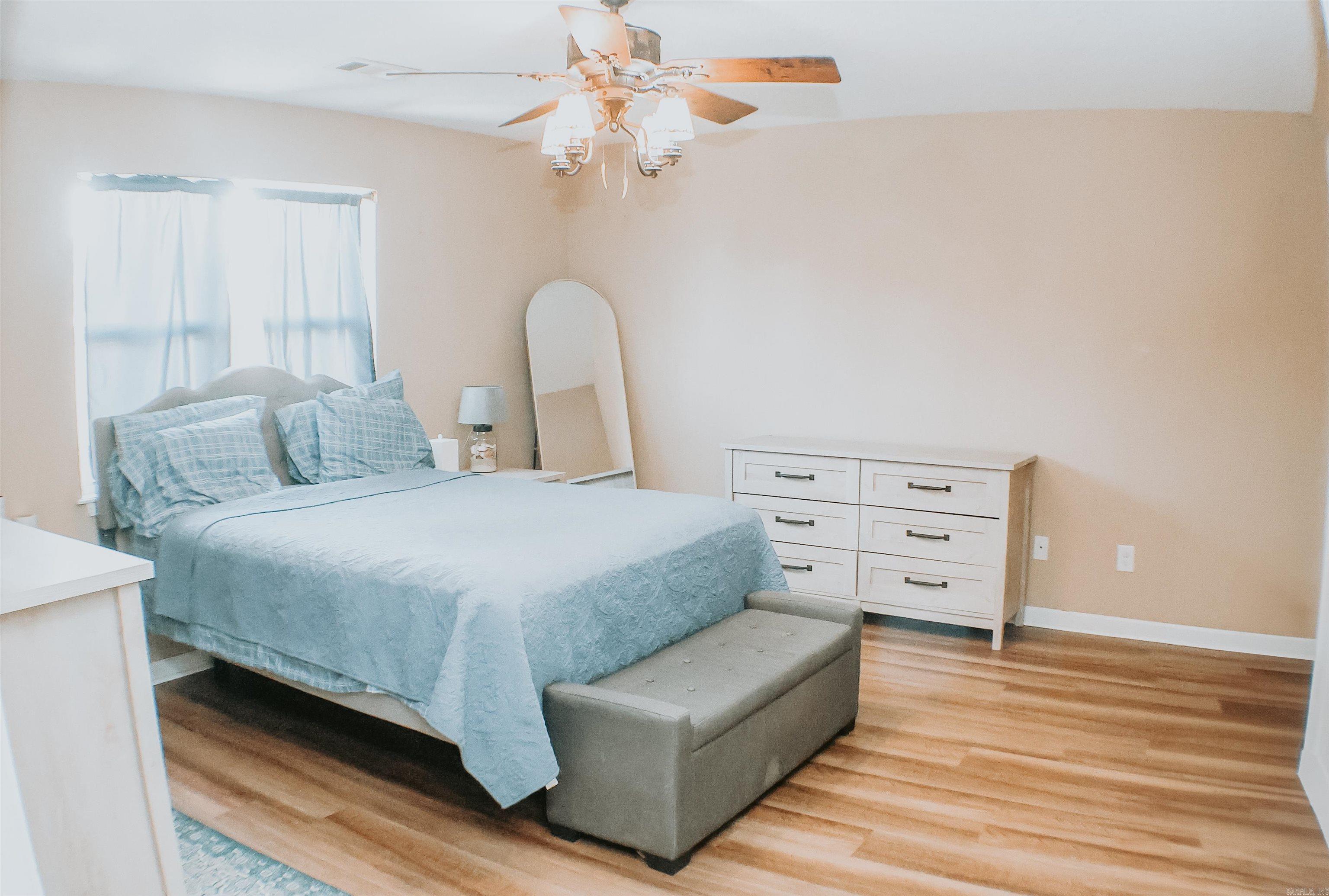 HICKORY HILLS - Residential