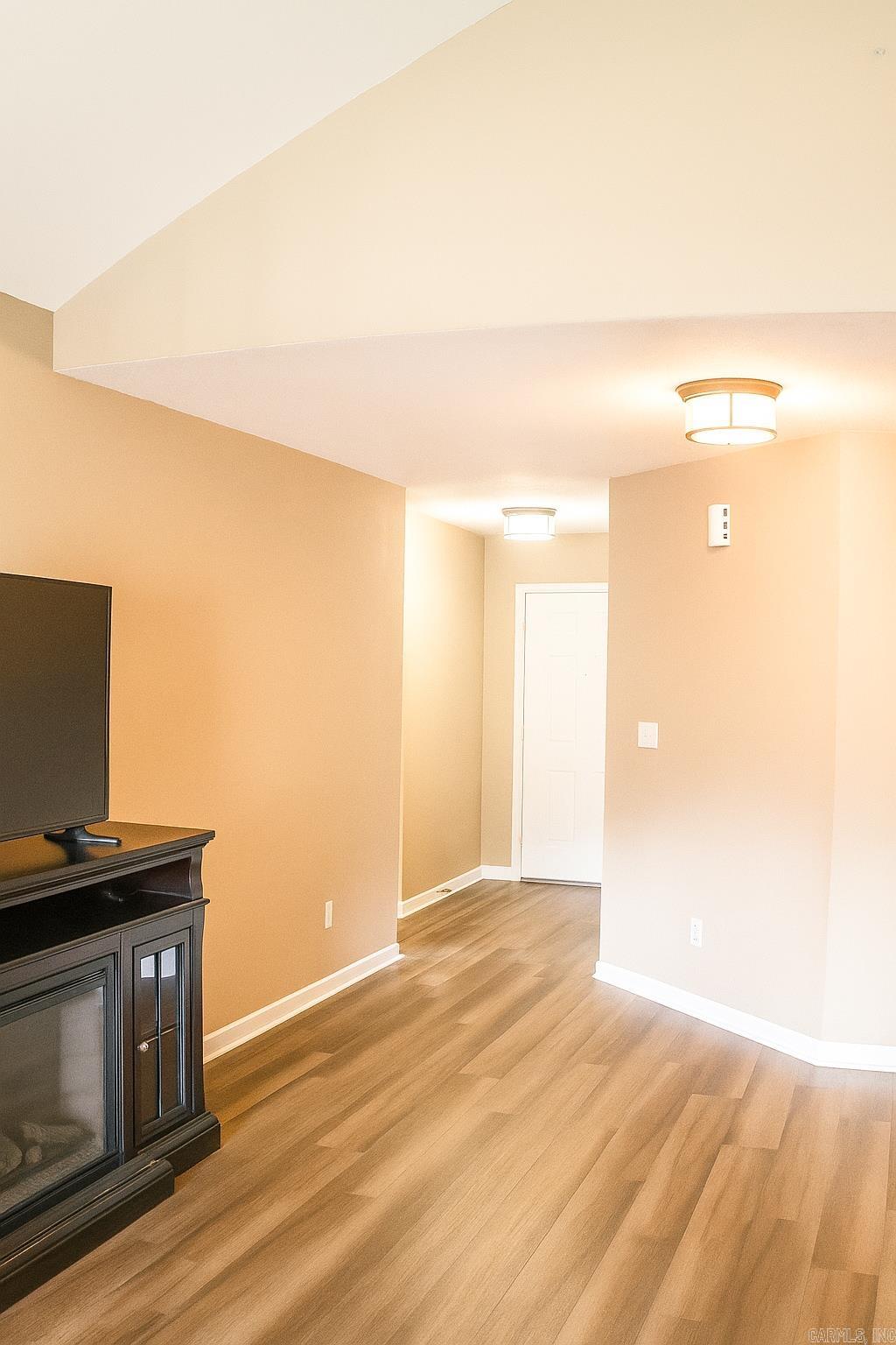 HICKORY HILLS - Residential