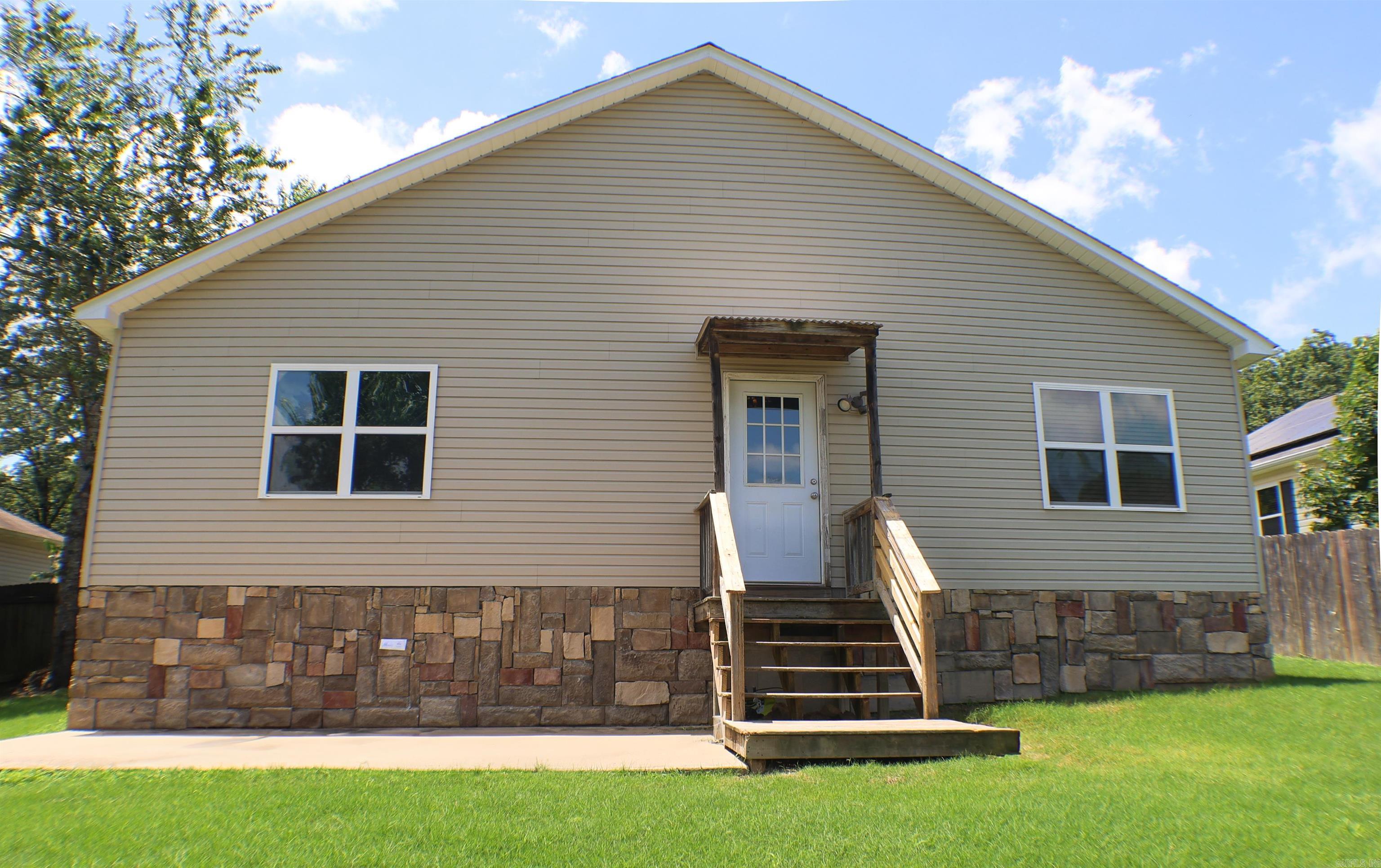 HICKORY HILLS - Residential