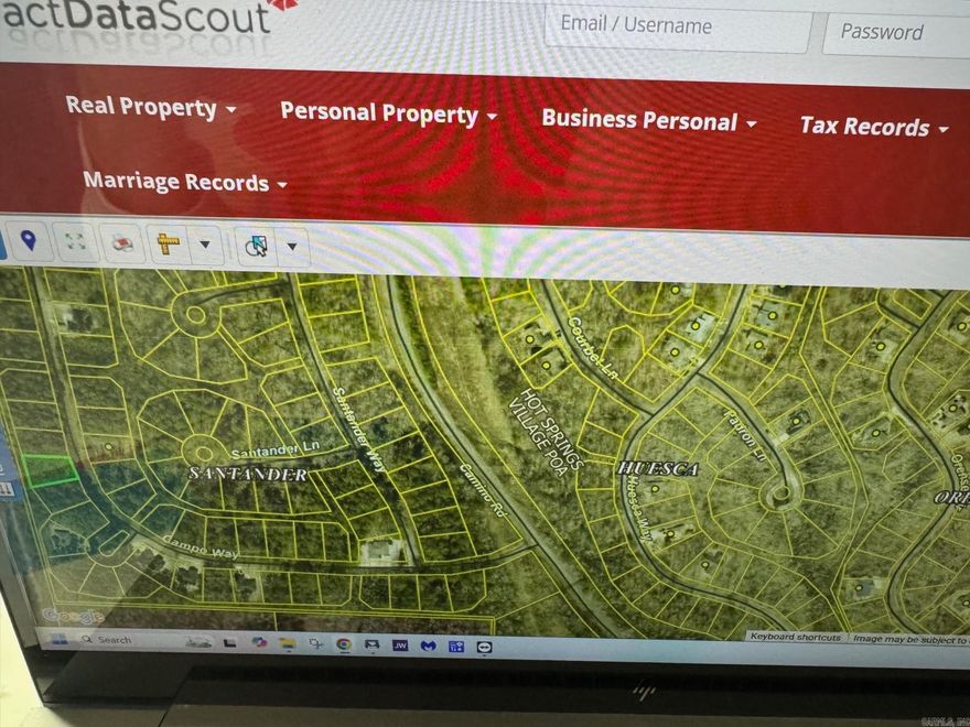 EXCELLENT LOCATION...NEARBY YOU HAVE GOLF, WATER, TENNIS AND THE COR0NADO FITNESS CENTER...MAKE ARRANGEMENTS WITH YOUR REALTOR, AND IF YOU DON'T HAVE ONE, CALL THE LISTING AGENT...    PLEASE READ AGENTS REMARKS.........