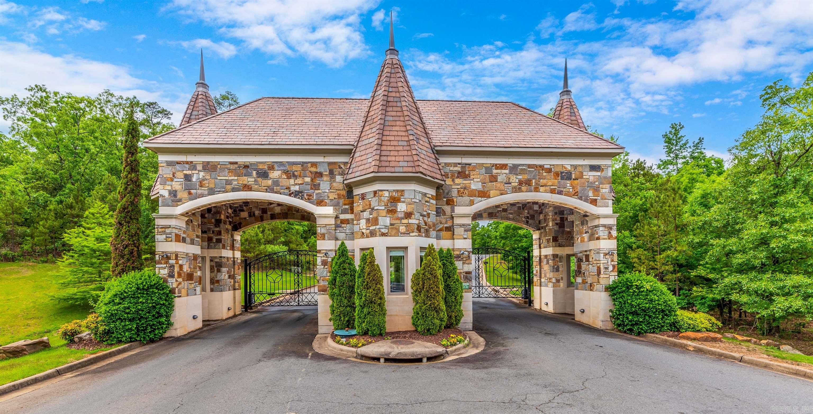 WATERVIEW ESTATES - Residential