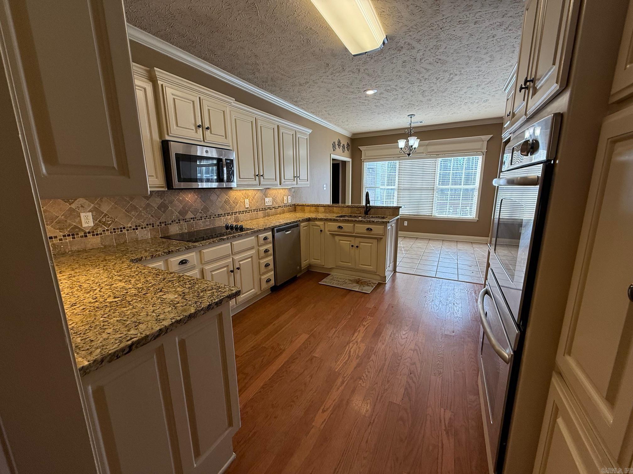 GREYSTONE - Residential