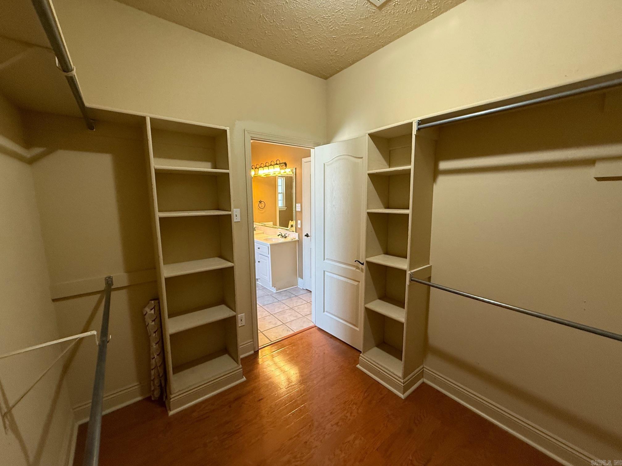 GREYSTONE - Residential