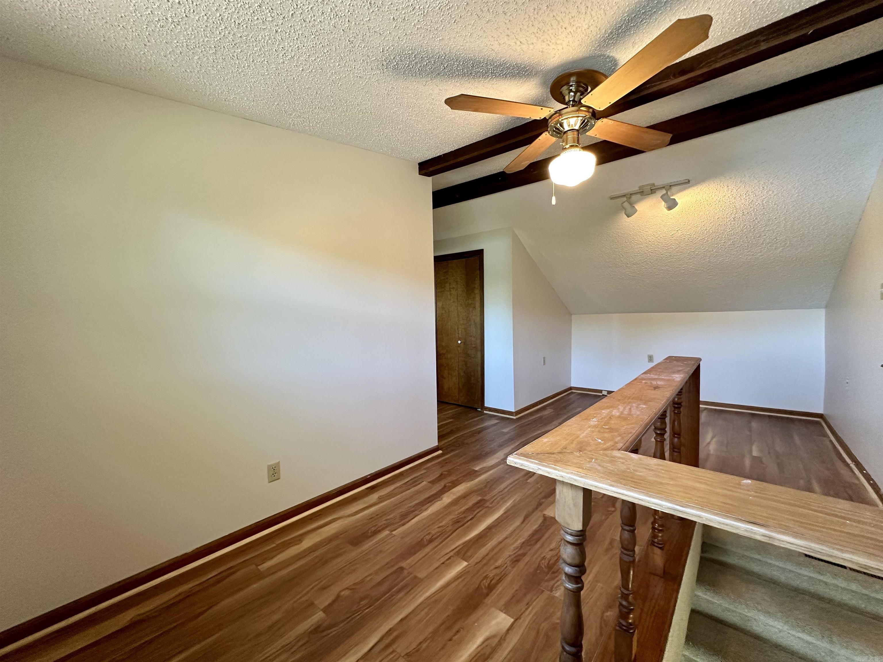 Hatchers Lake - Residential