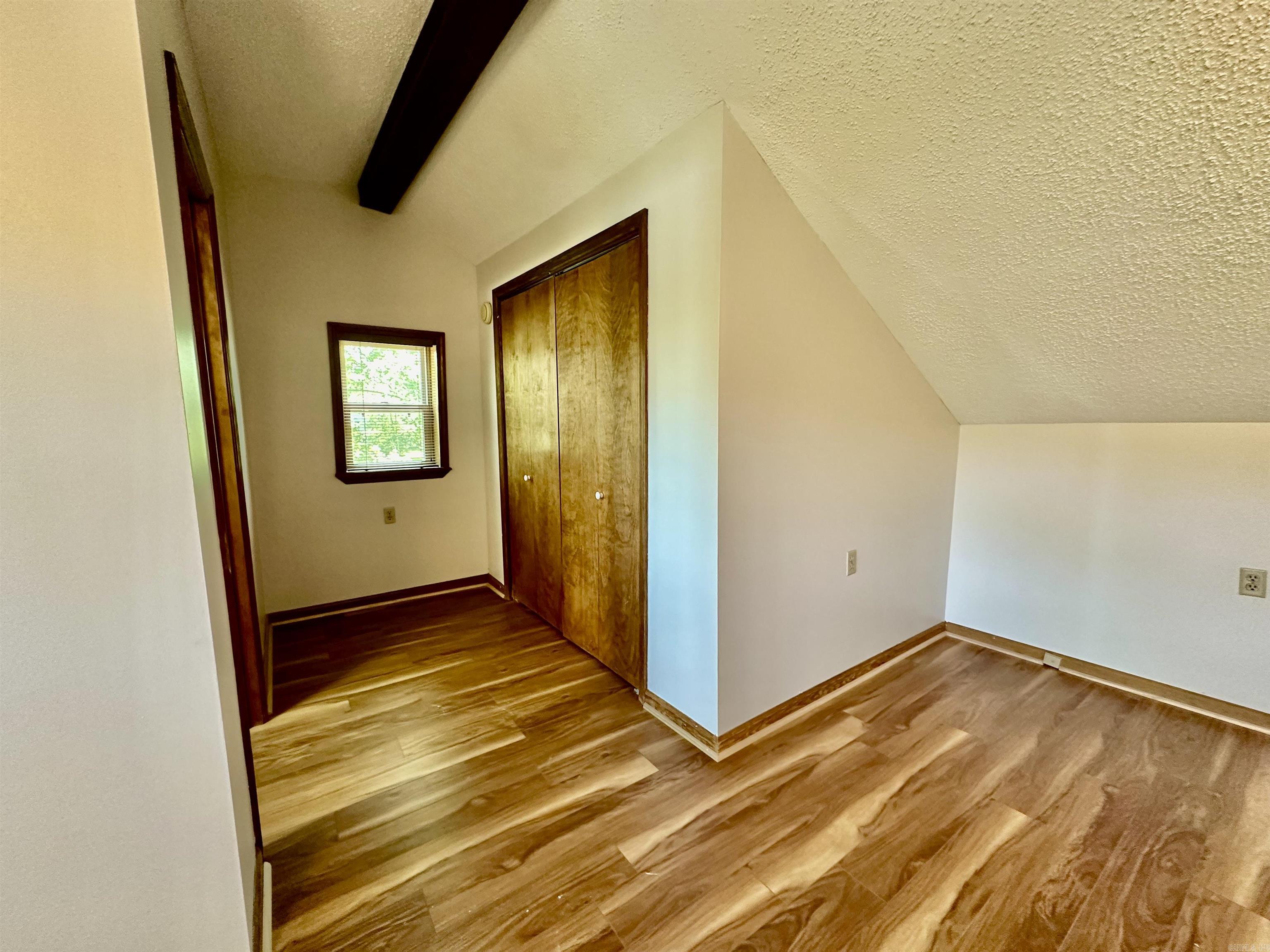 Hatchers Lake - Residential