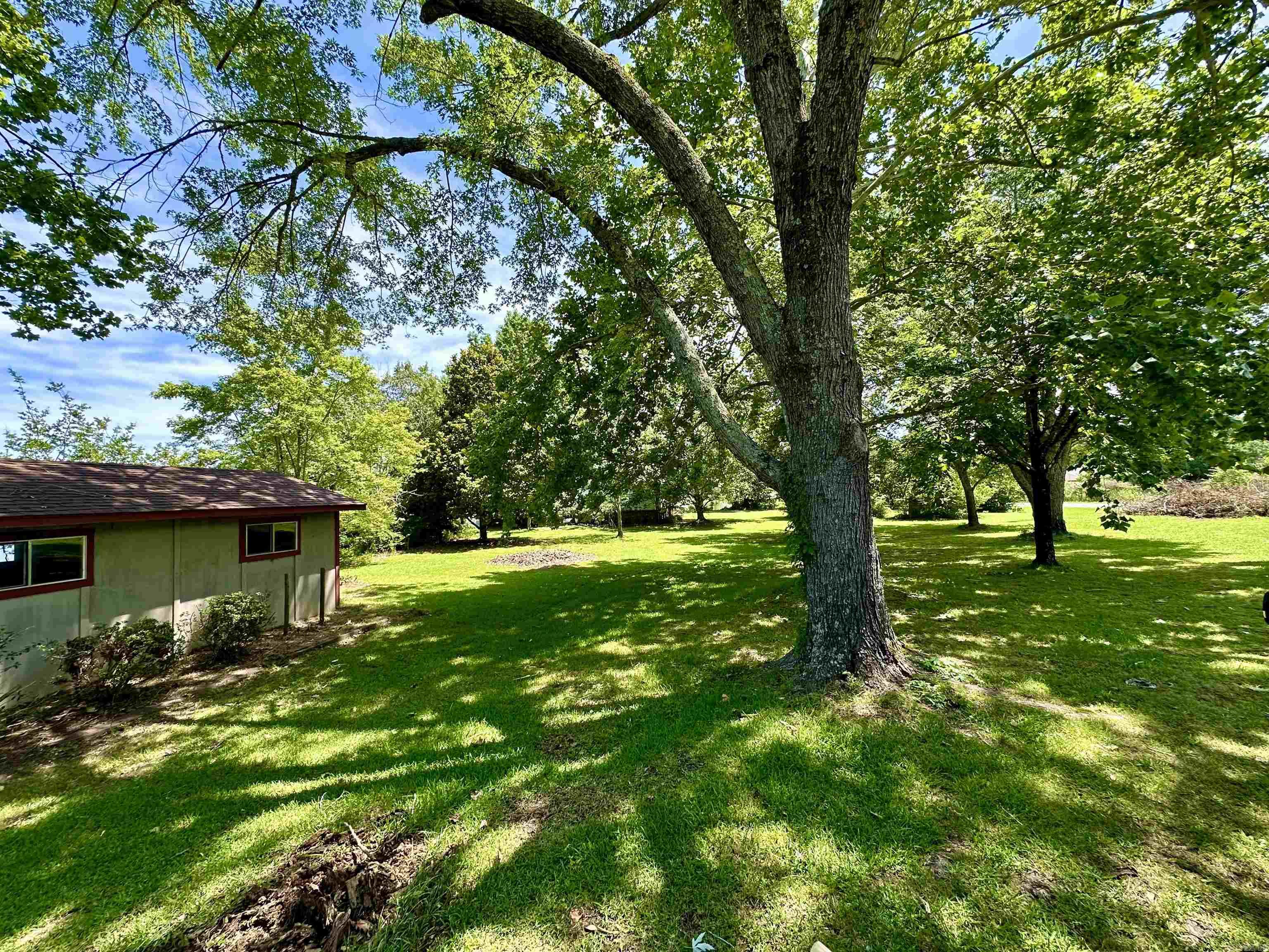 Hatchers Lake - Residential