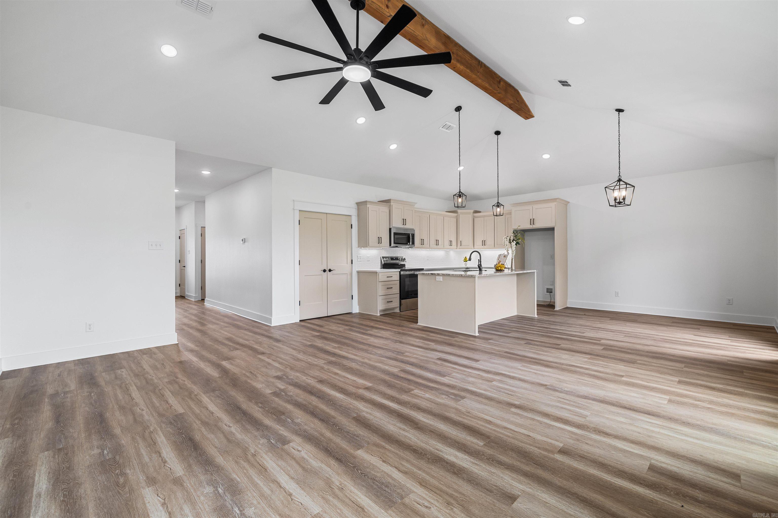 SUMMERLYN SUBDIVISION - Residential