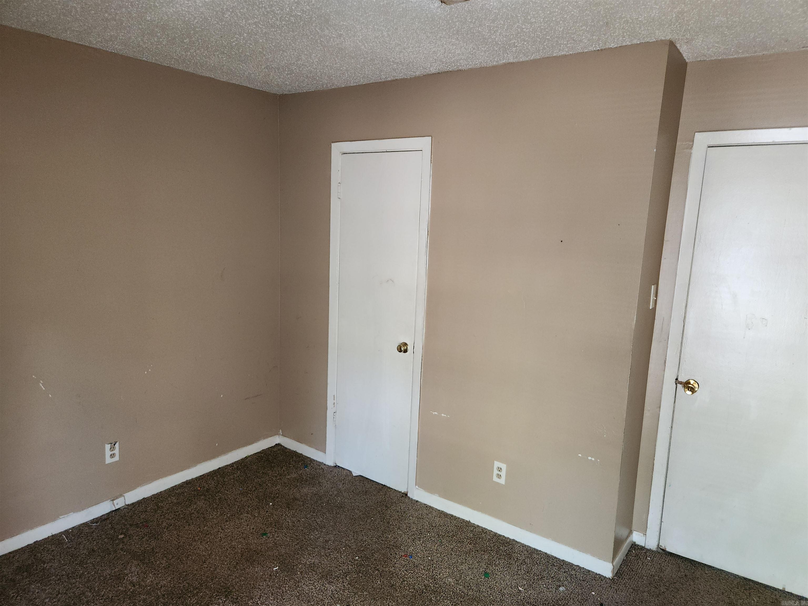 Rolling Hills - Residential