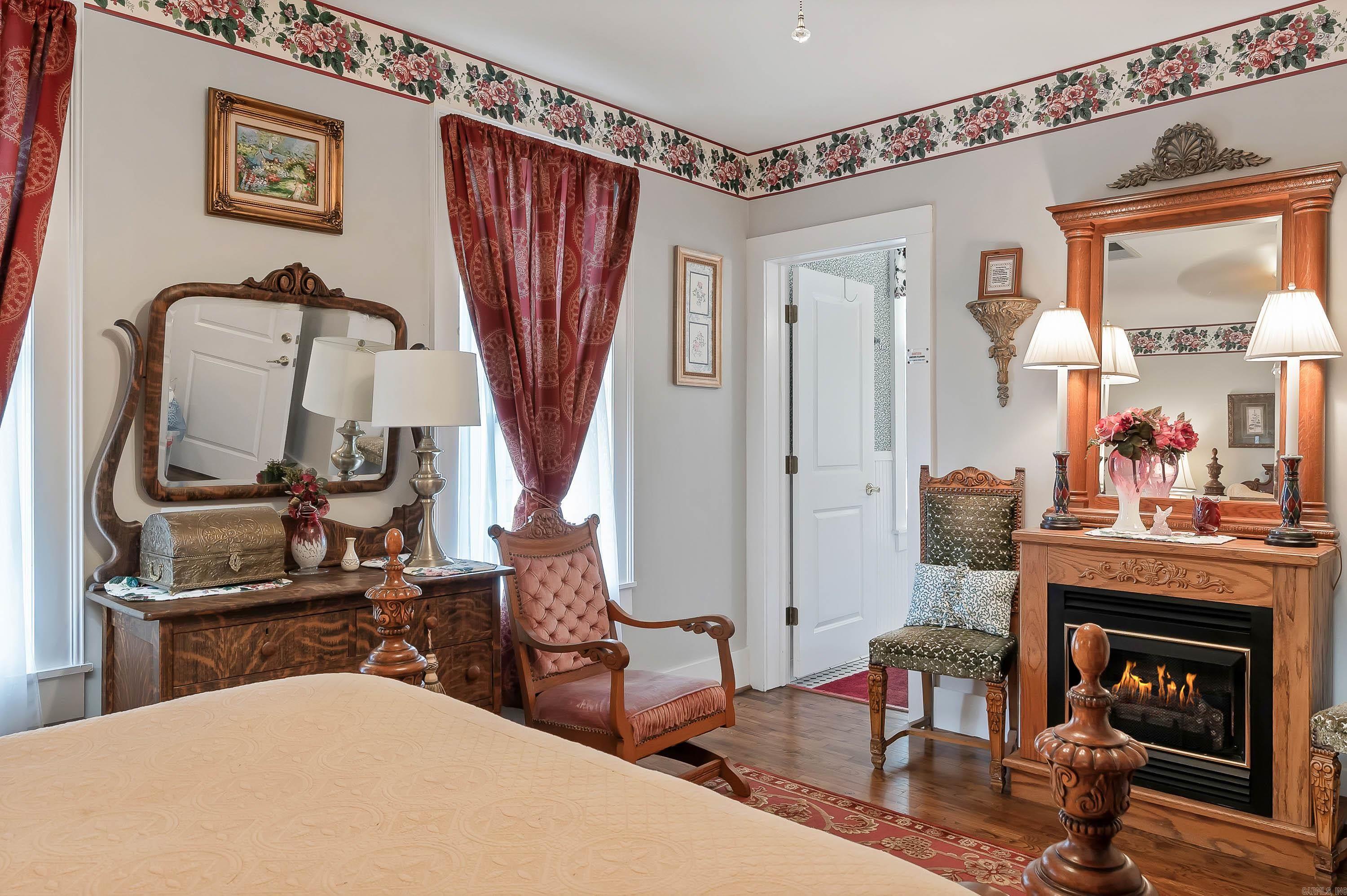 Pruett 2nd - Residential