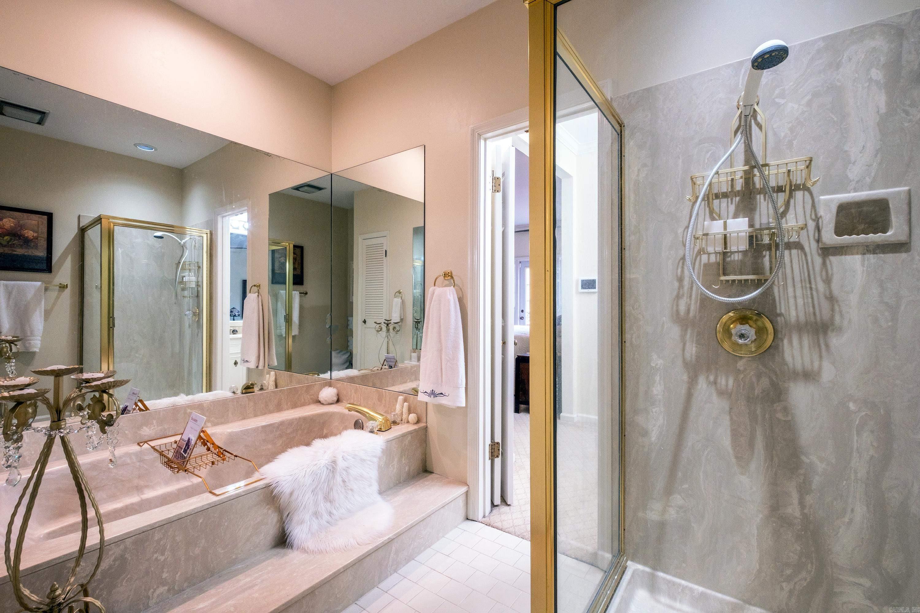 CLAREMORE COURT - Residential